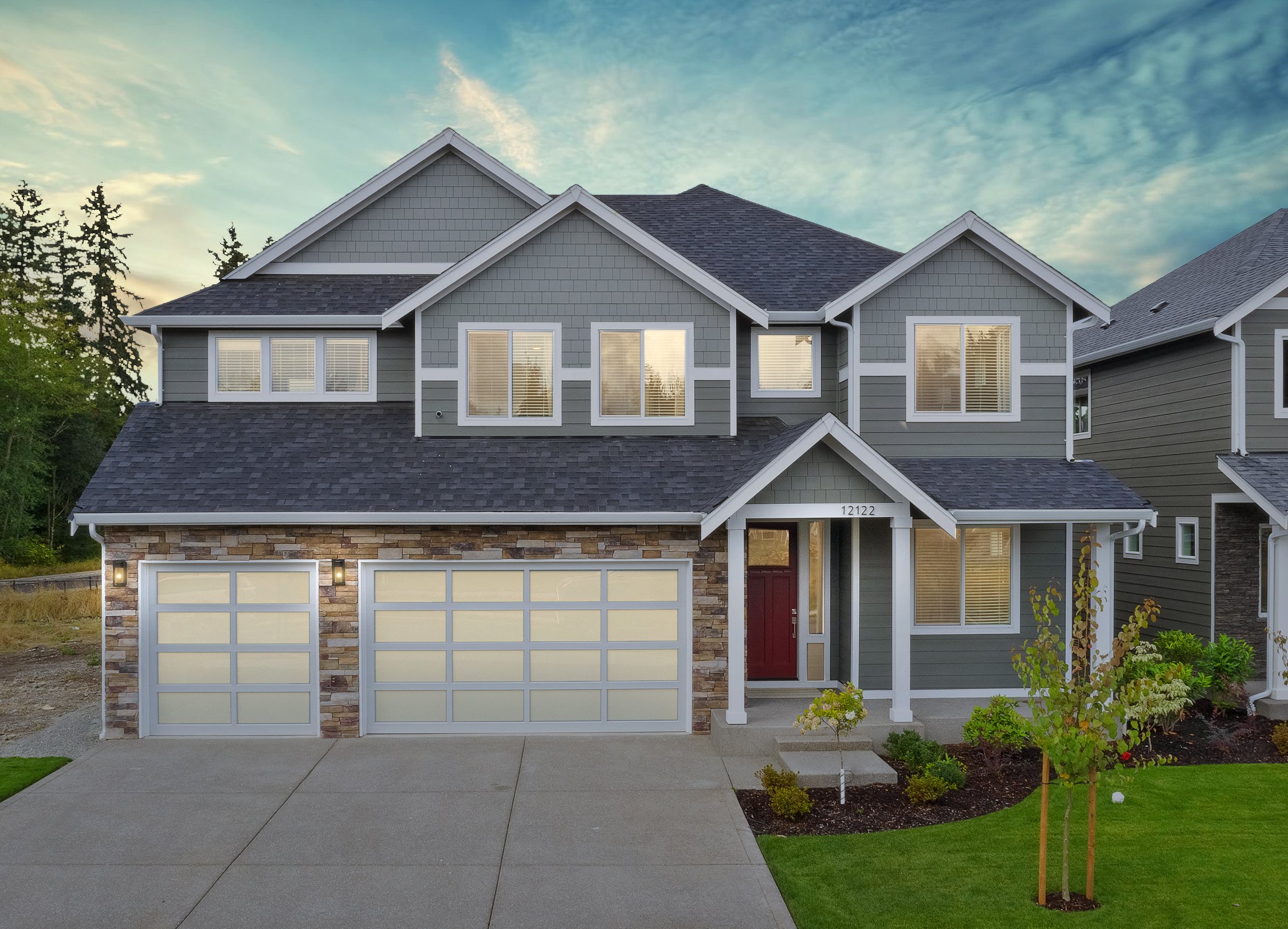 *Avalon Modern Exterior Dusk NEWBERRY