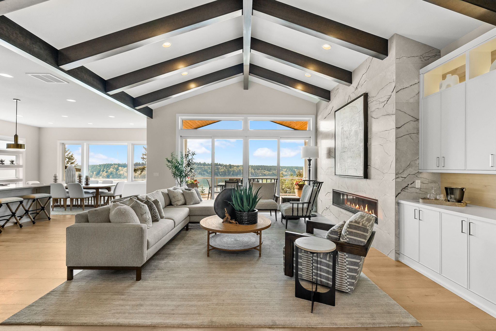 29-web-or-mls-J2G05981-1