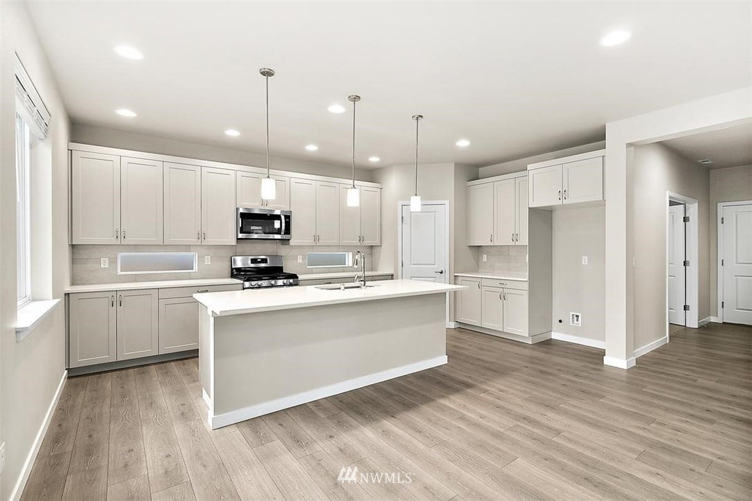 Maple Lot 38 Kitchen 2
